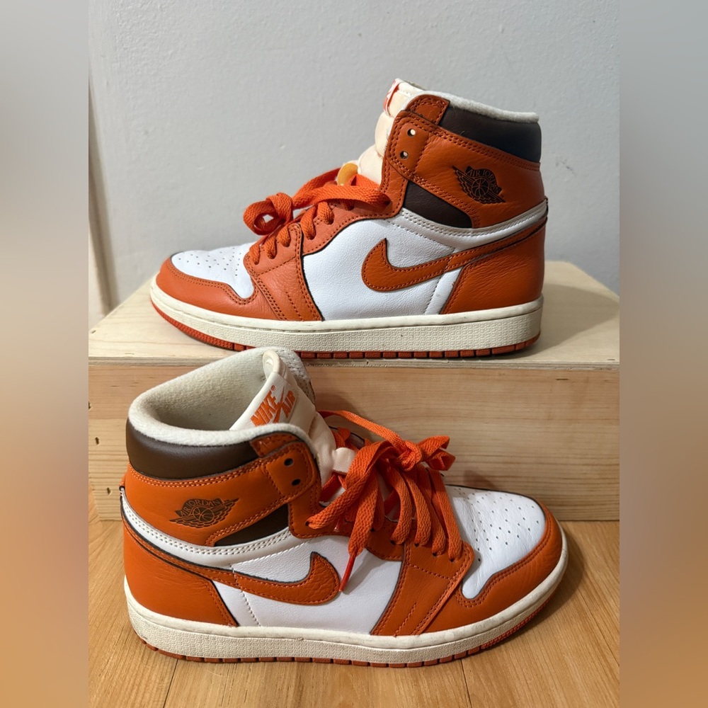 Jordan 1 retro high OG starfish womens
